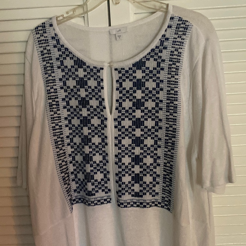 J Jill XL embroidered light sweater shirt .
